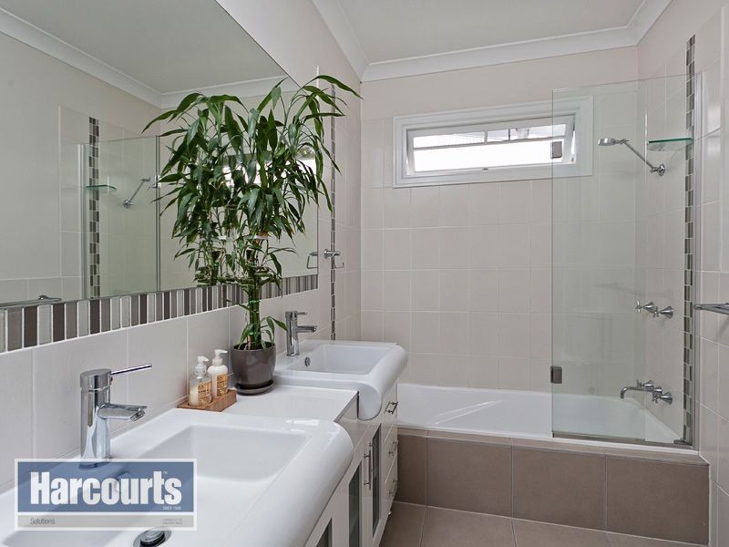 54 Barton Street, Everton Park QLD 4053