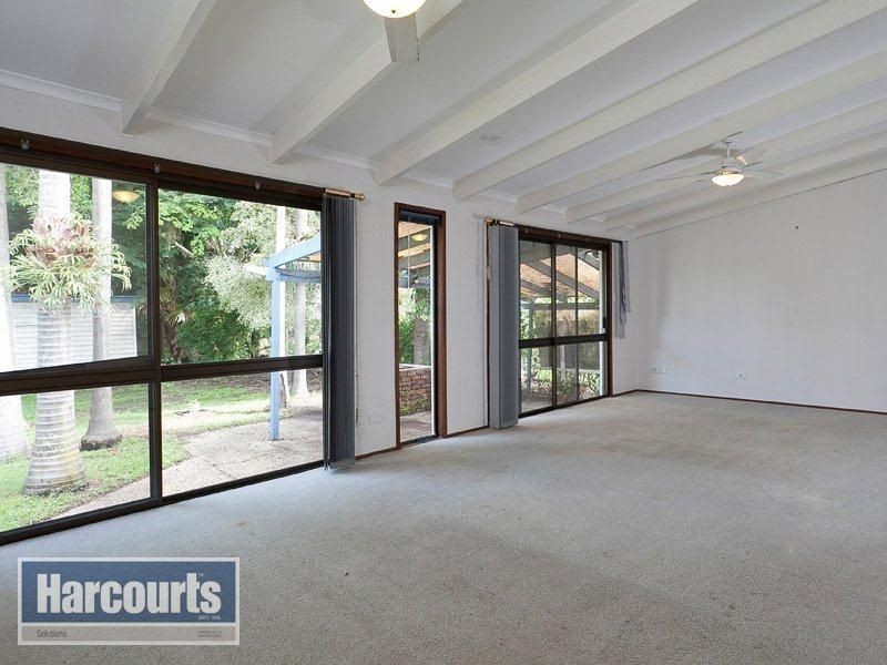 106 Gordon Parade, Everton Park QLD 4053