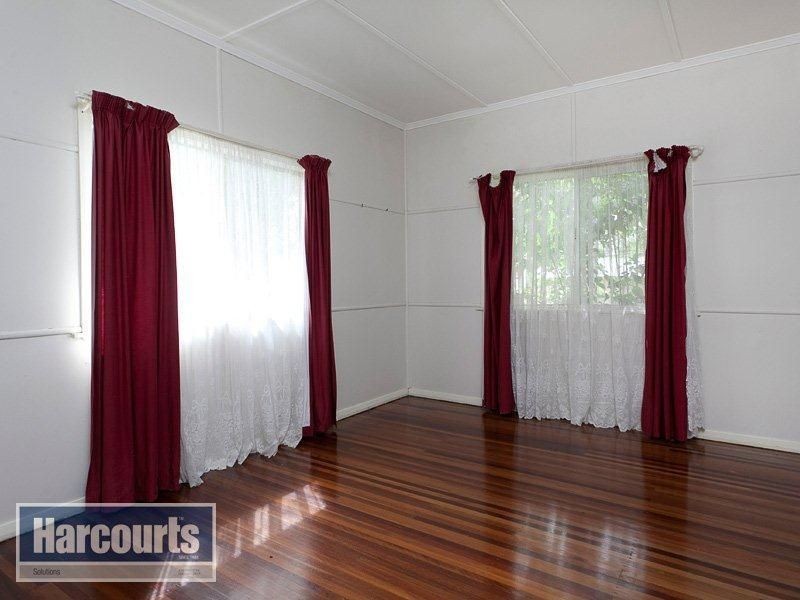 106 Gordon Parade, Everton Park QLD 4053