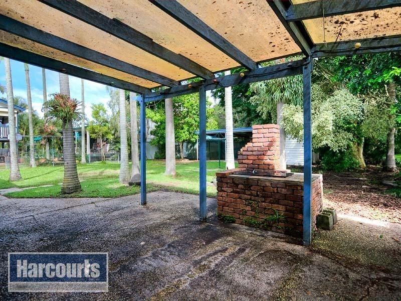 106 Gordon Parade, Everton Park QLD 4053