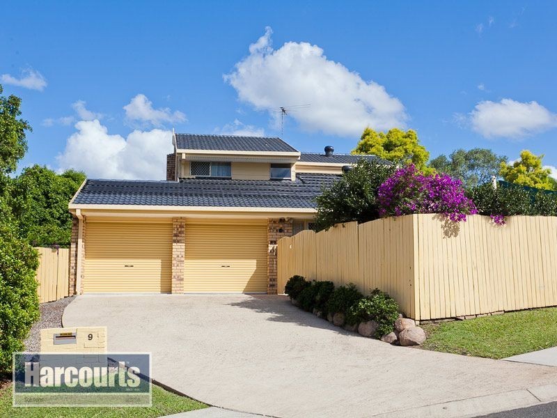 9 Dena Street, Ferny Hills QLD 4055