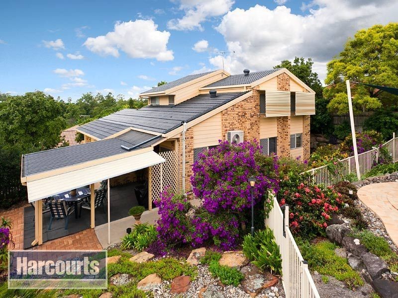 9 Dena Street, Ferny Hills QLD 4055