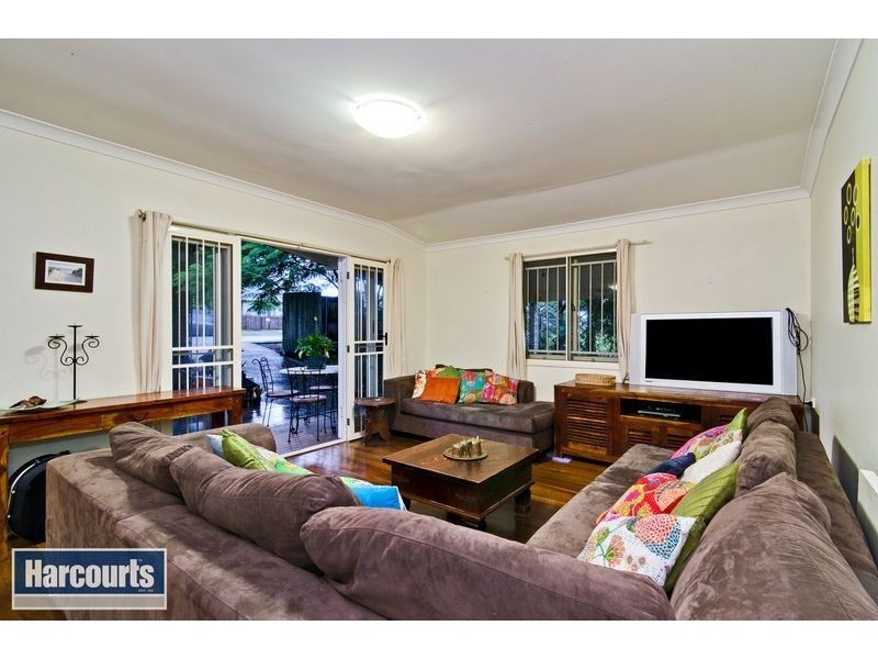 65 Redwood Street, Stafford Heights QLD 4053