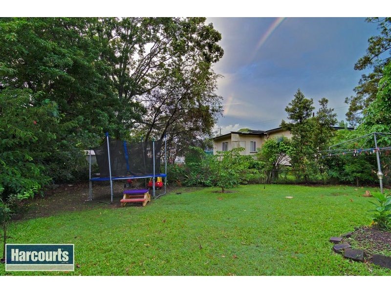 65 Redwood Street, Stafford Heights QLD 4053