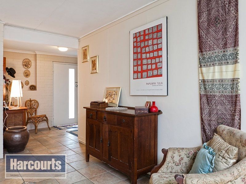 9 Glenmore Street, The Gap QLD 4061