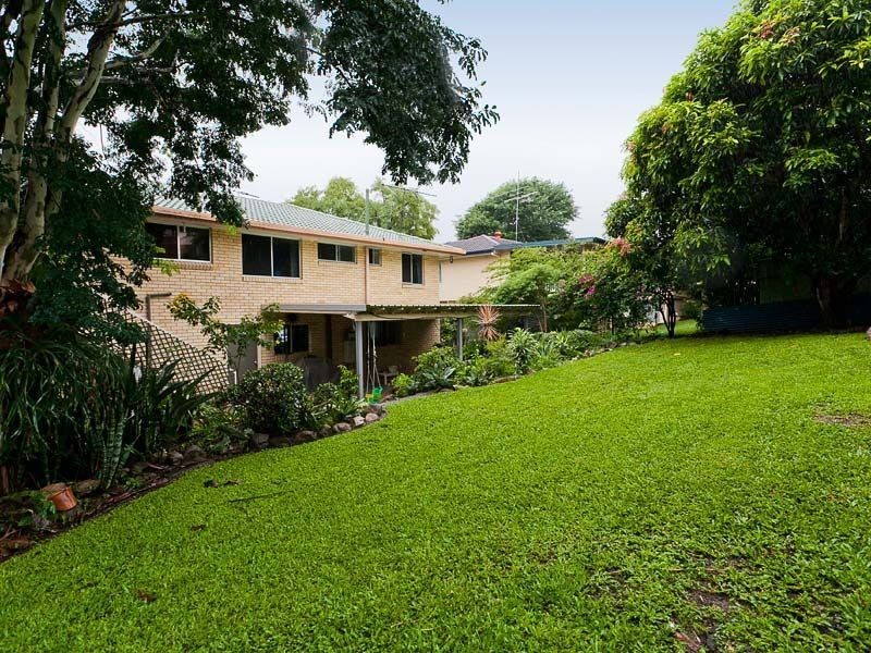 16 Kentville Street, Mitchelton QLD 4053