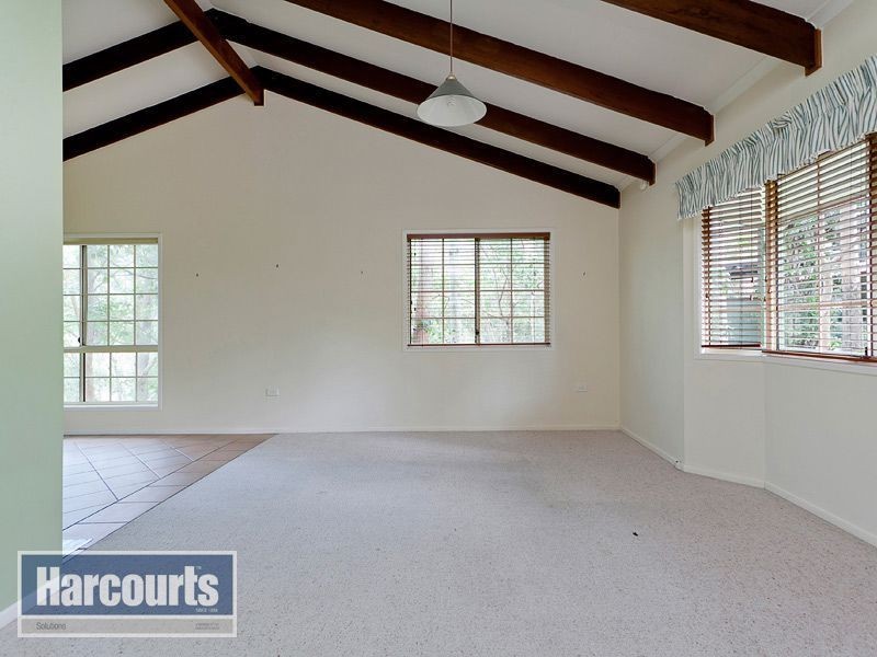 41 Barber Road, Ferny Hills QLD 4055