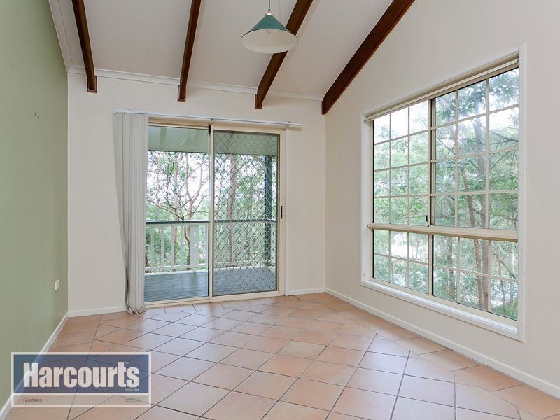 41 Barber Road, Ferny Hills QLD 4055