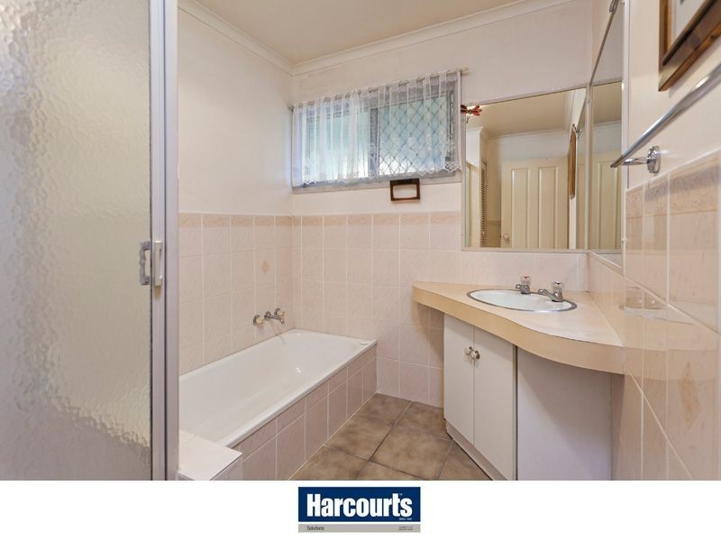 24 Doonside Parade, Brendale QLD 4500