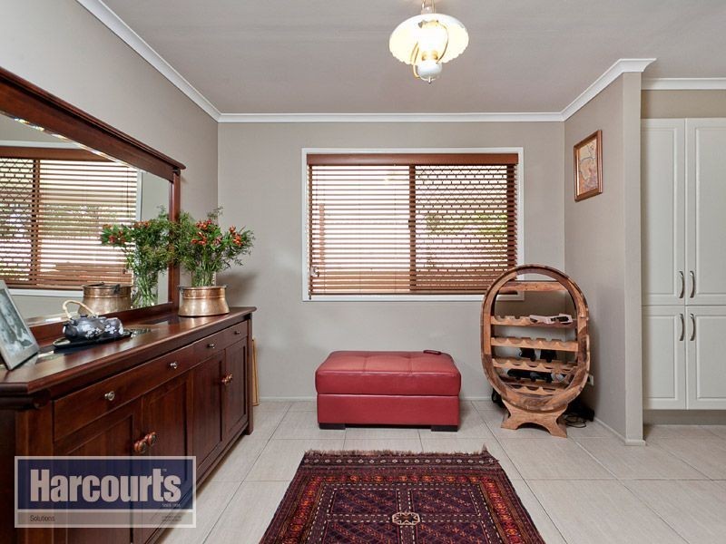 30 Bel-Air Court, Ferny Hills QLD 4055