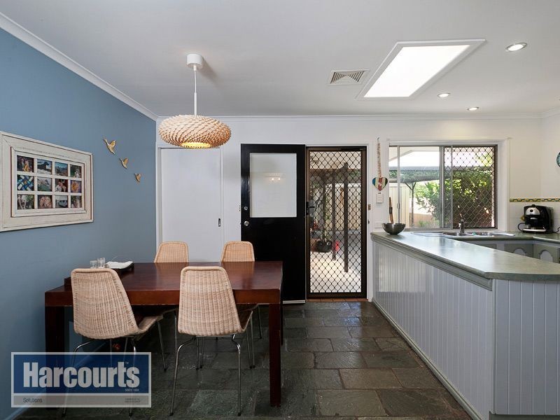 21 Leckmy Street, Ferny Grove QLD 4055