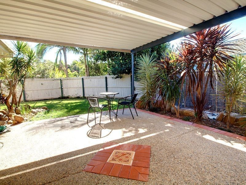 1 Dallas Court, Arana Hills QLD 4054