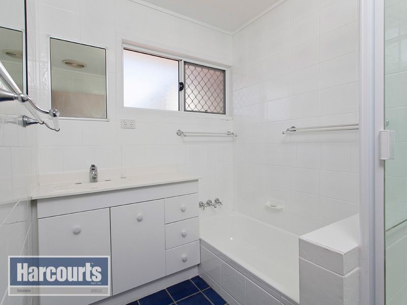 33 Cuphea Street, Arana Hills QLD 4054