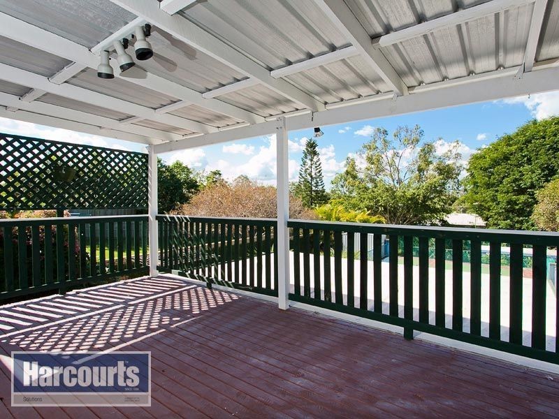 33 Cuphea Street, Arana Hills QLD 4054