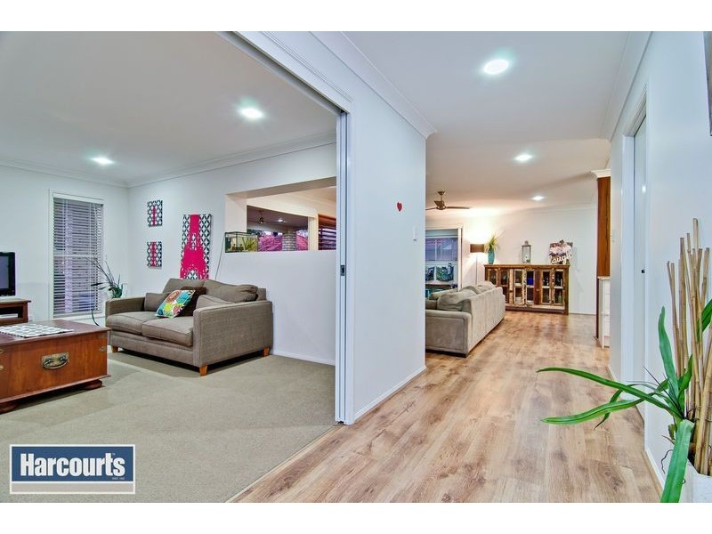 8 Hegarty Street, Mitchelton QLD 4053