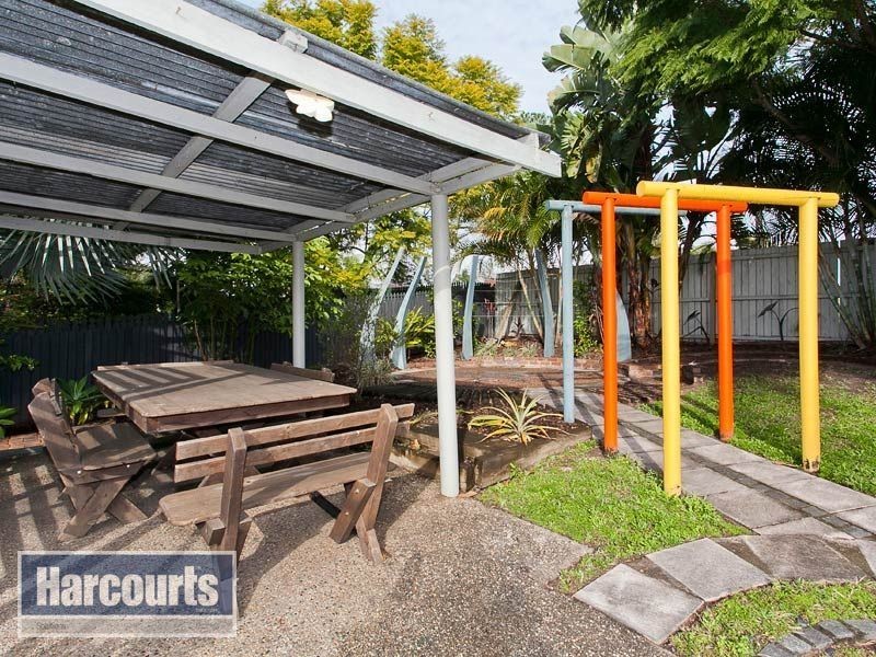 77 Doorey Street, Keperra QLD 4054