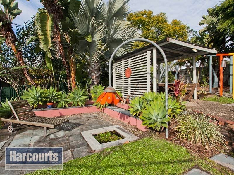 77 Doorey Street, Keperra QLD 4054