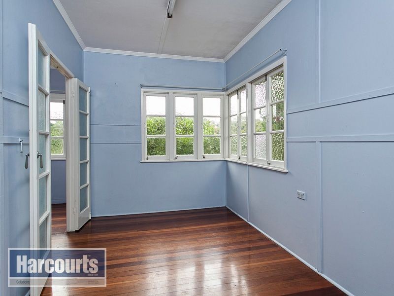 37 Grimstone Street, Keperra QLD 4054