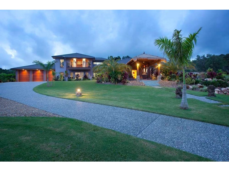 7 Oak River Road, Draper QLD 4520