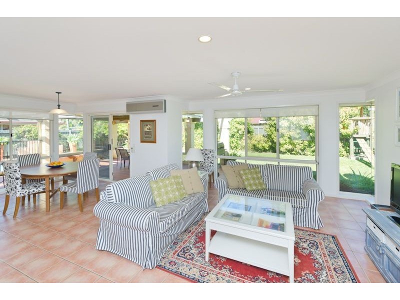 7 Westgate Place, The Gap QLD 4061