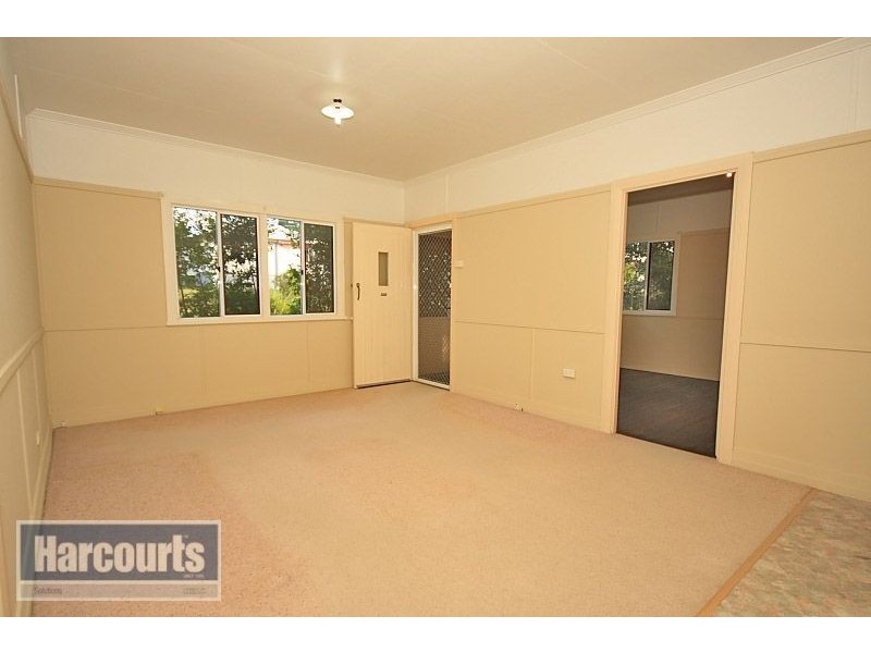 9 Hogan Street, Keperra QLD 4054