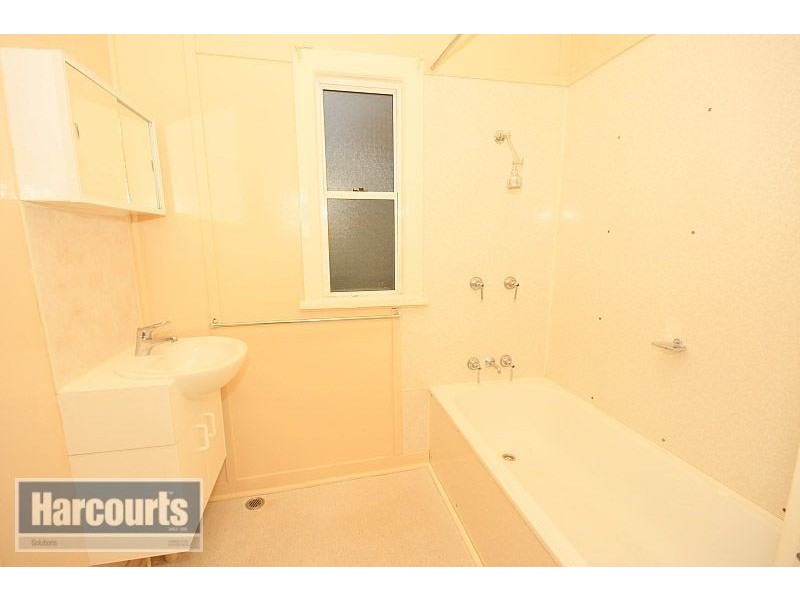 9 Hogan Street, Keperra QLD 4054