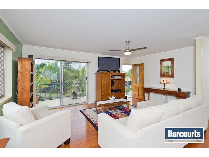 17 Kaloma Road, The Gap QLD 4061