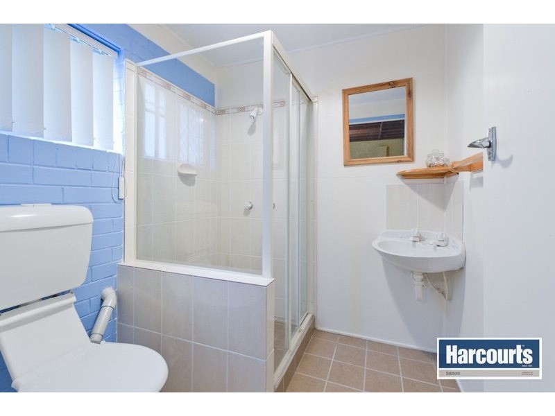 17 Kaloma Road, The Gap QLD 4061