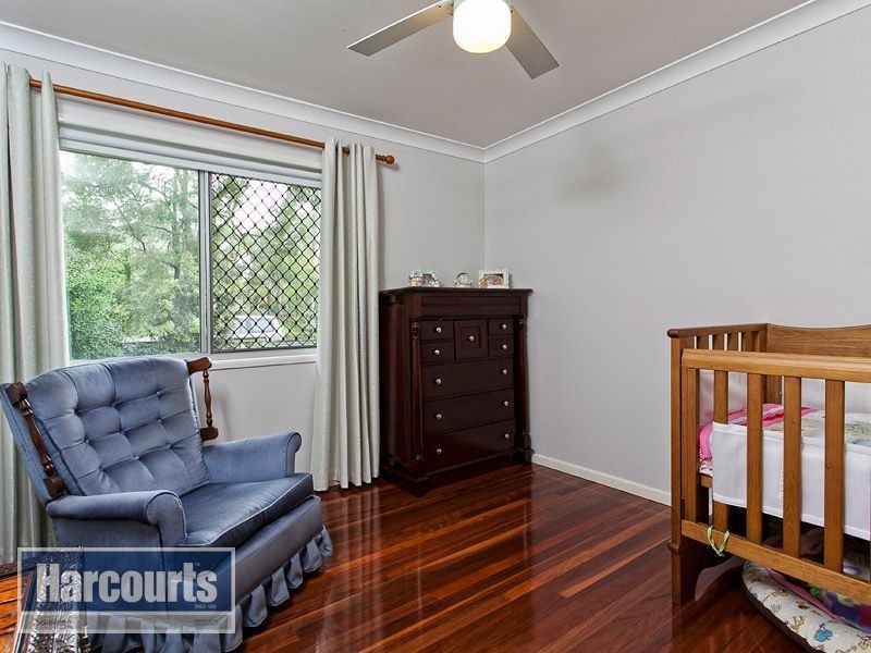 9 Barber Road, Ferny Hills QLD 4055