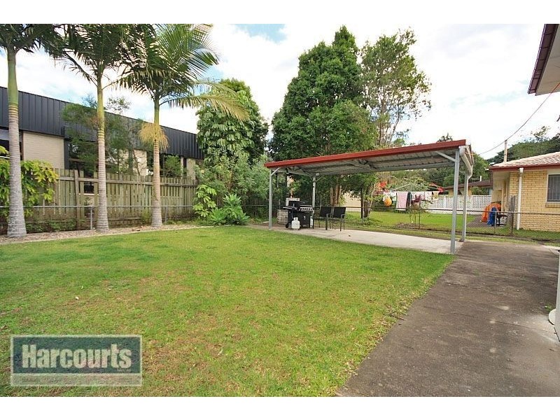 5 Glenlee Street, Arana Hills QLD 4054