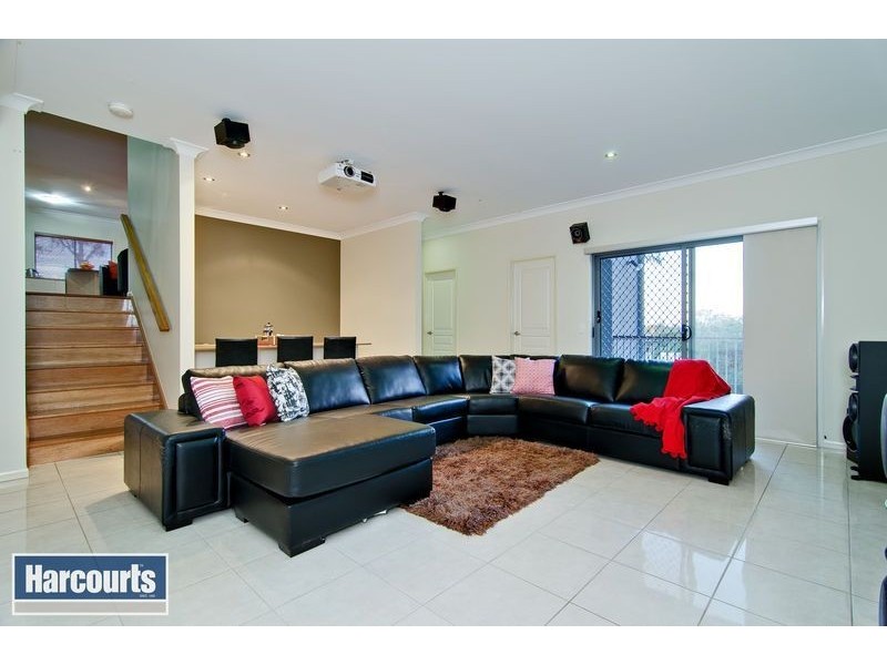 17 Evergreen Street, Mitchelton QLD 4053