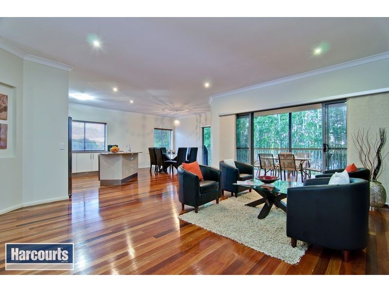 17 Evergreen Street, Mitchelton QLD 4053