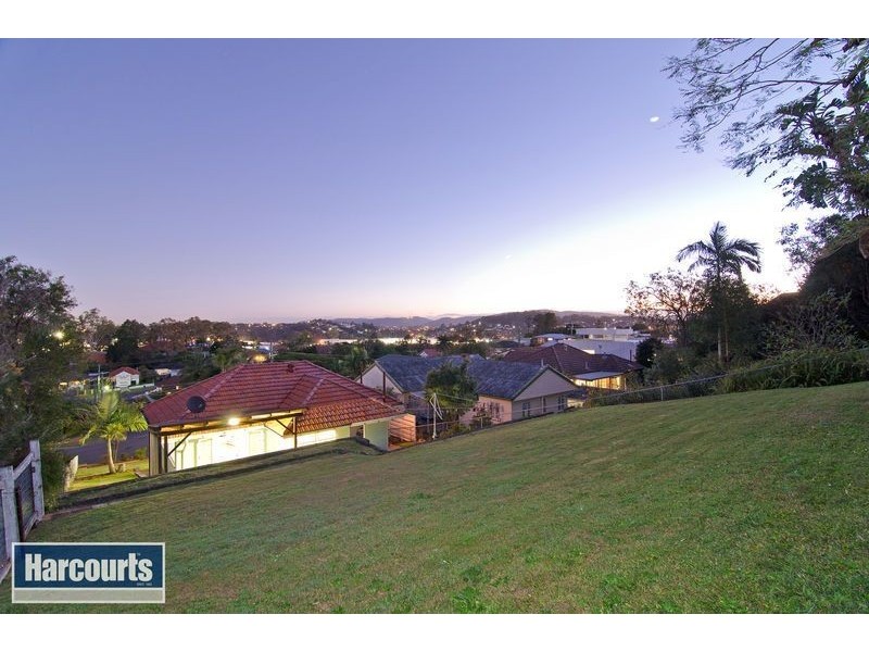 43 Minimine Street, Stafford QLD 4053