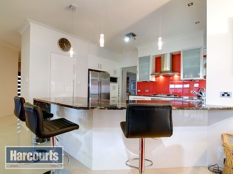 18 Yarraman Street, Arana Hills QLD 4054