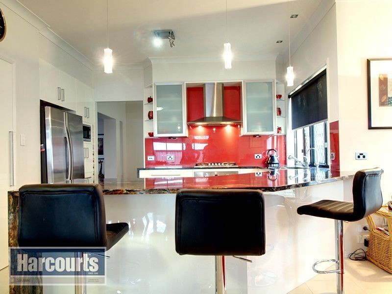 18 Yarraman Street, Arana Hills QLD 4054