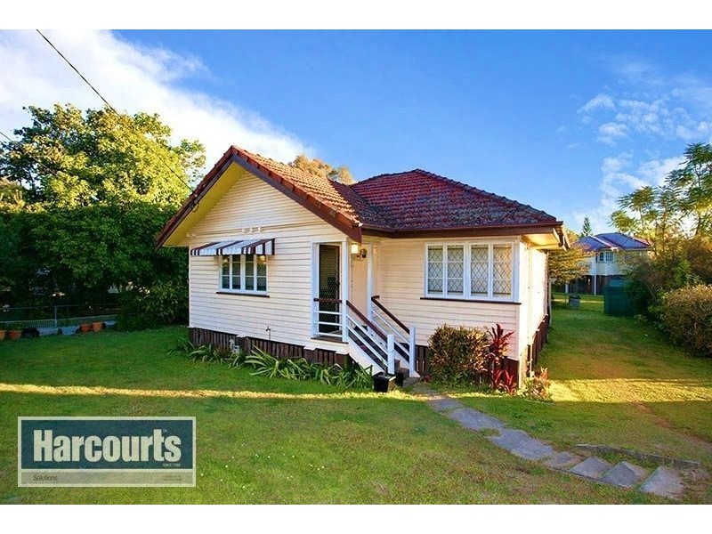 20 Barber Street, Keperra QLD 4054