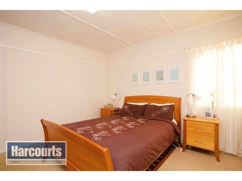 20 Barber Street, Keperra QLD 4054