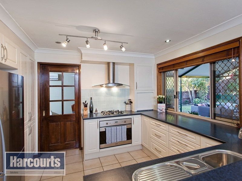 18 Monash Place, Ferny Grove QLD 4055