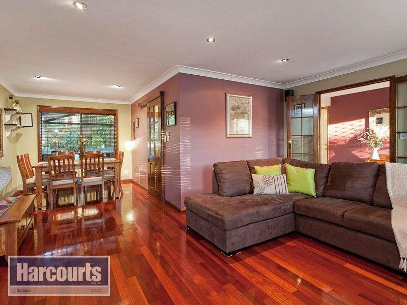 18 Monash Place, Ferny Grove QLD 4055