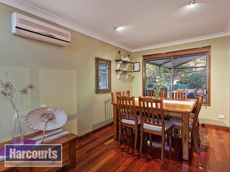 18 Monash Place, Ferny Grove QLD 4055