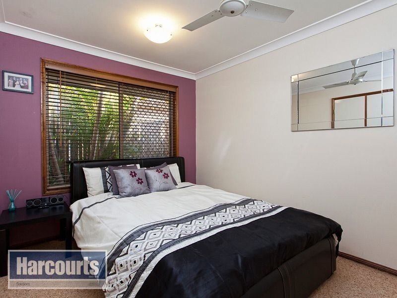 18 Monash Place, Ferny Grove QLD 4055