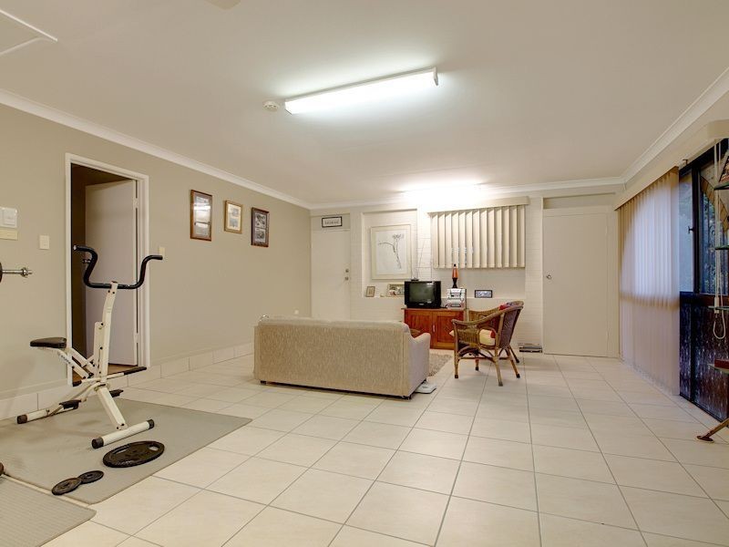 18 Tanrego Street, Ferny Grove QLD 4055