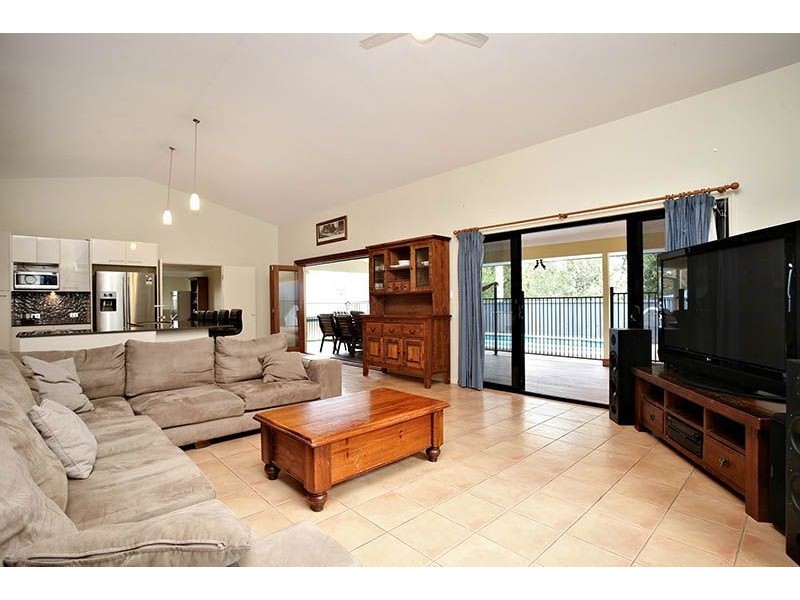 93 Inverness Street, Upper Kedron QLD 4055