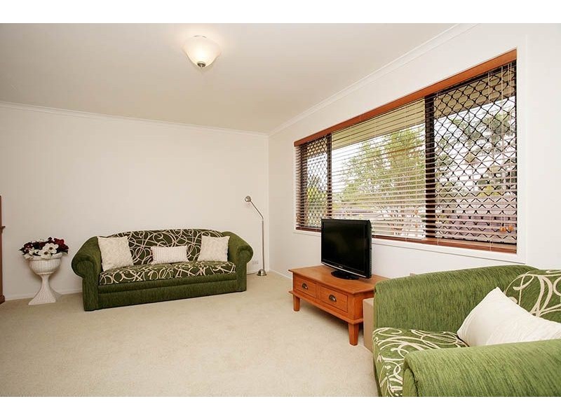 12 Kinbrace Street, Ferny Grove QLD 4055