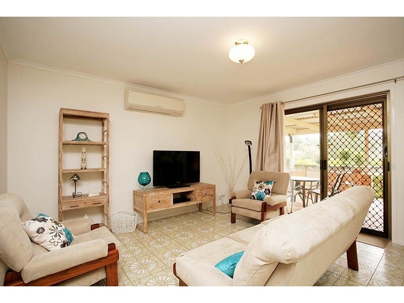 12 Kinbrace Street, Ferny Grove QLD 4055