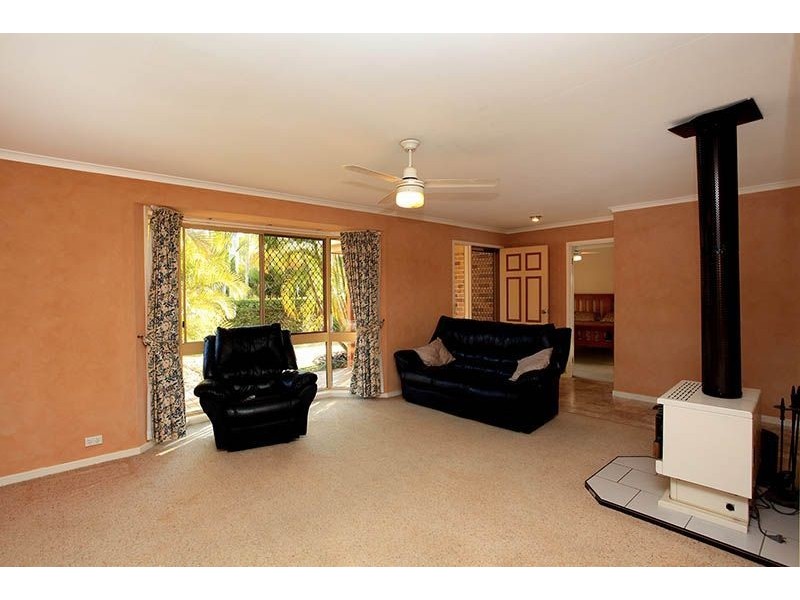 6 Monash Place, Ferny Grove QLD 4055