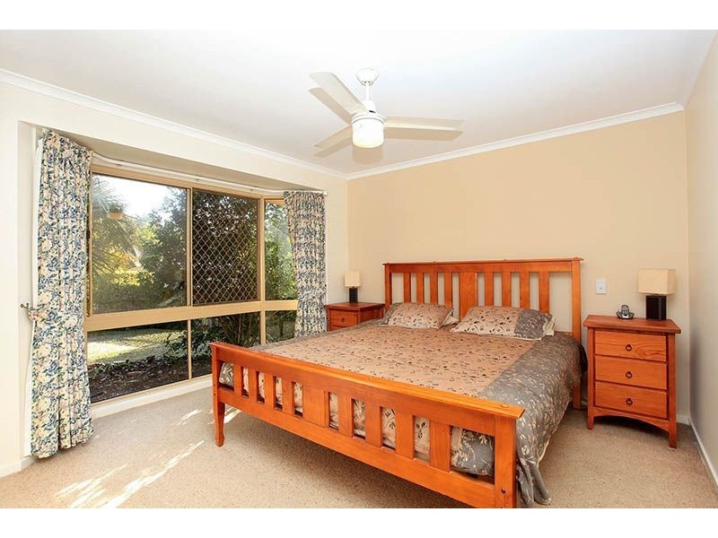 6 Monash Place, Ferny Grove QLD 4055