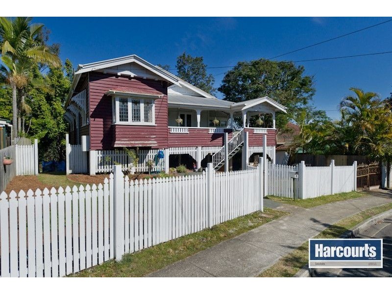 14 Northam Avenue, Bardon QLD 4065