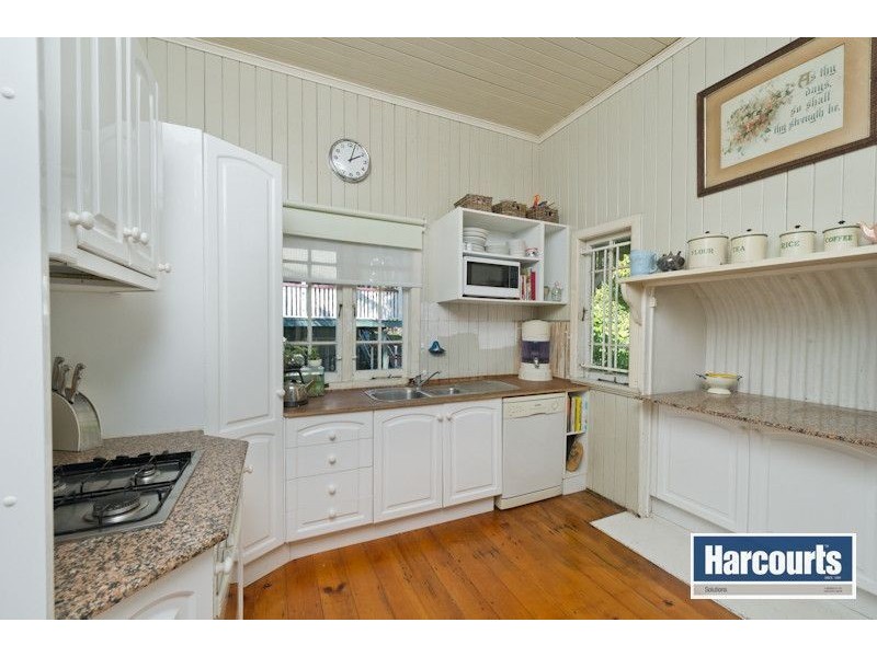 14 Northam Avenue, Bardon QLD 4065