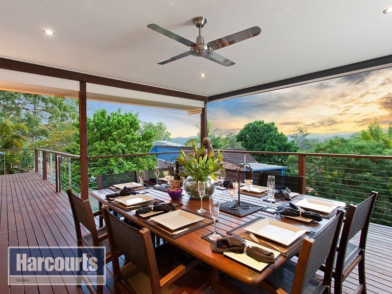 35 Barber Road, Ferny Hills QLD 4055